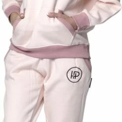 Kopen ???? Happy Pyjamas Happy Pyjama's Dames Joggingpak - Populaire Pastel Roze Joggingpak Voor Dames Maat 'S' (S- XL) - Collectie 2022 Traningspak - Huispak ✔️ -XXL Nutrition-winkel 255x840