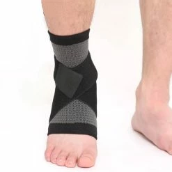Beste deal ???? LOUZIR Enkelband - Voet Bandage - Ondersteuning - Voorkomen - Blessures - Enkelbrace - Steun - Sport - Comfortabel - Ankle Bandage - Verstelbaar - One Size ✔️ -XXL Nutrition-winkel 550x533 8