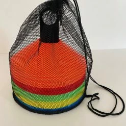 Gloednieuw ???? Merkloos Trainingshoedjes - 50 Stuks Inclusief Houder En Tas - Pionnen - Markeringspionnen - Markeringshoedjes - Voetbal Hoedjes - Markeerschijven - Training Hats ???? -XXL Nutrition-winkel 550x733 20